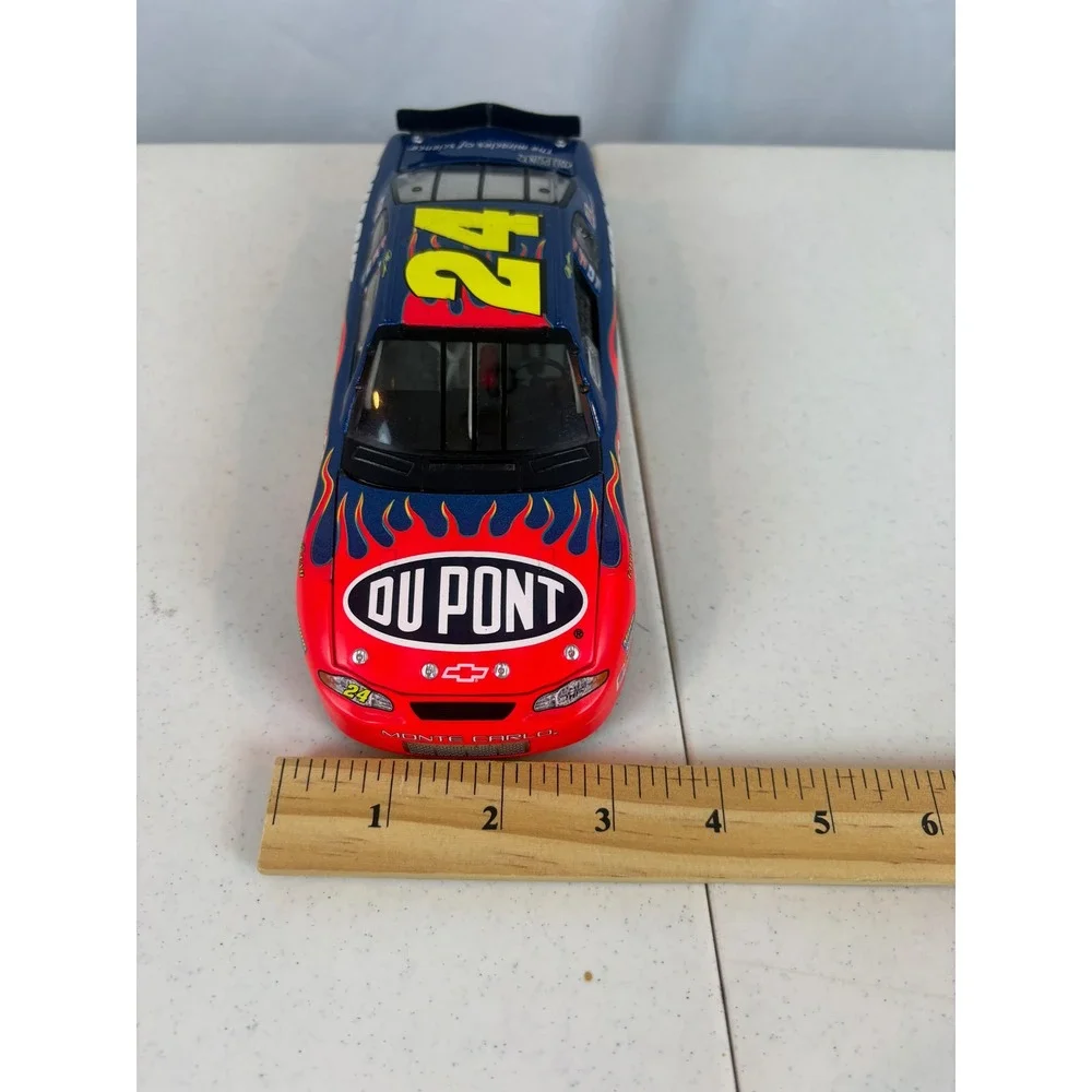 Jeff Gordon 24 DuPont Chevrolet Monte Carlo Action 1:24 Diecast Blue Red Flames